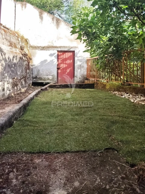 Moradia T4 para Venda em São João de Fontoura