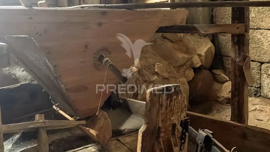 Moradia T4 para Venda em São João de Fontoura