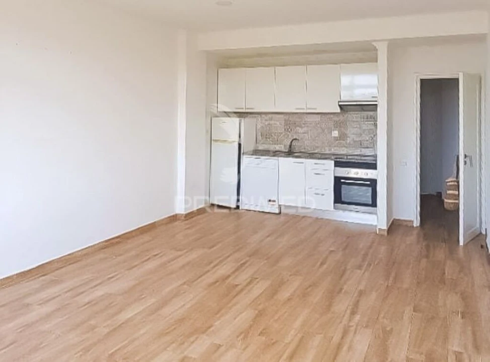 Apartamento T1 para Venda em Azeitão (São Lourenço e São Simão) Foto 1
