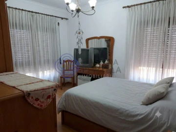 Moradia T3 para Venda em Rebordosa