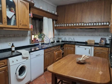 Moradia T3 para Venda em Rebordosa