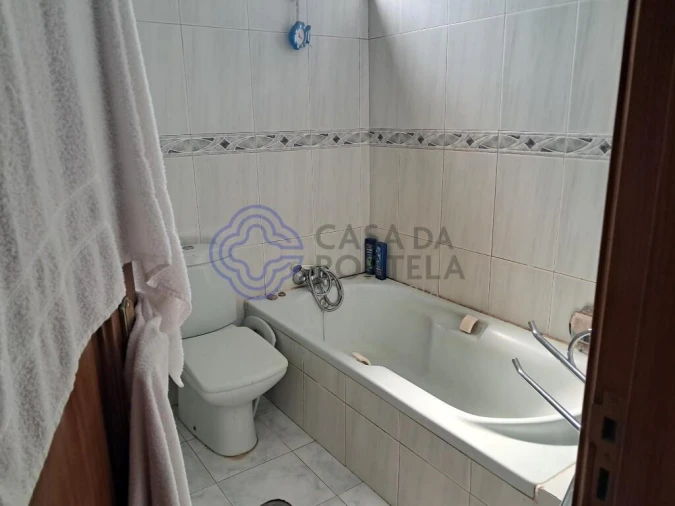 Moradia T3 para Venda em Rebordosa Foto 11