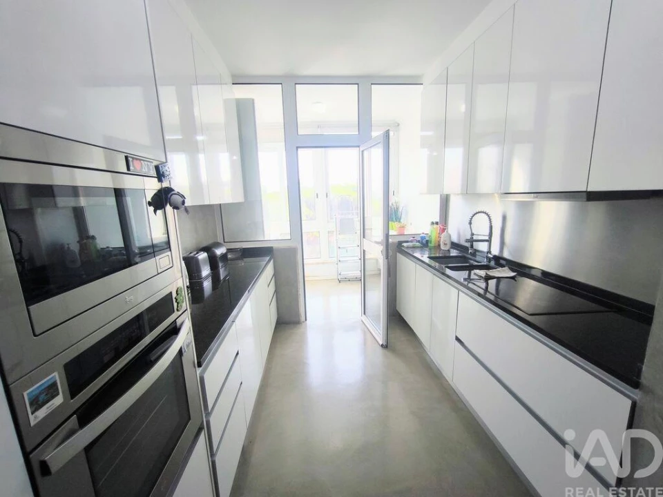 Apartamento T3 para Arrendamento em Belém Foto 9