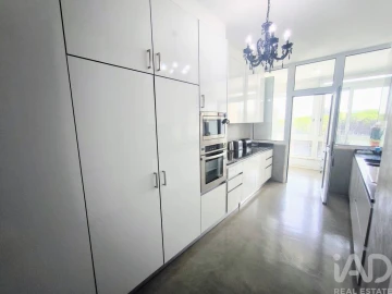Apartamento T3 para Arrendamento em Belém