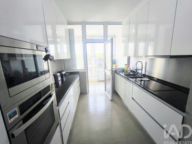 Apartamento T3 para Arrendamento em Belém Foto 9