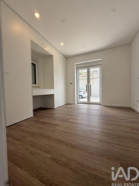 Apartamento T3 para Venda em Romeira e Várzea