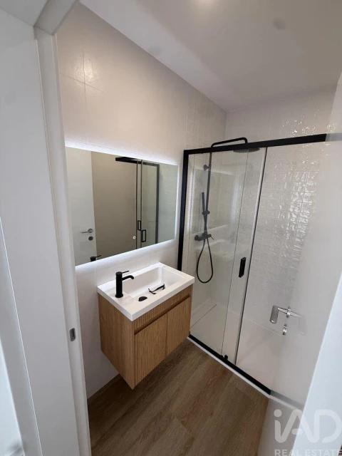 Apartamento T3 para Venda em Romeira e Várzea