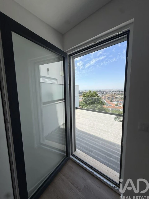 Apartamento T3 para Venda em Romeira e Várzea