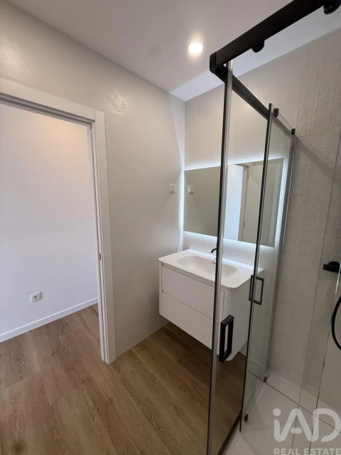 Apartamento T3 para Venda em Romeira e Várzea