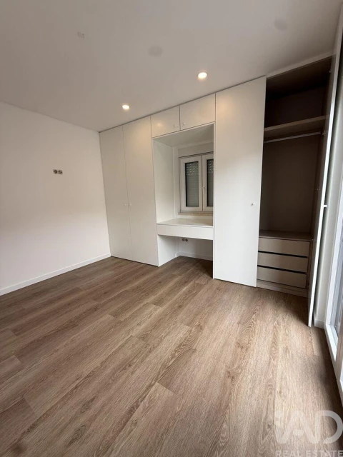 Apartamento T3 para Venda em Romeira e Várzea