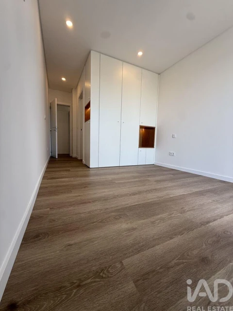 Apartamento T3 para Venda em Romeira e Várzea