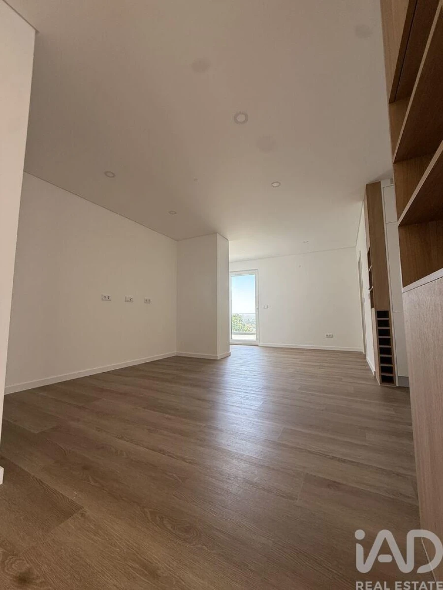 Apartamento T3 para Venda em Romeira e Várzea Foto 3