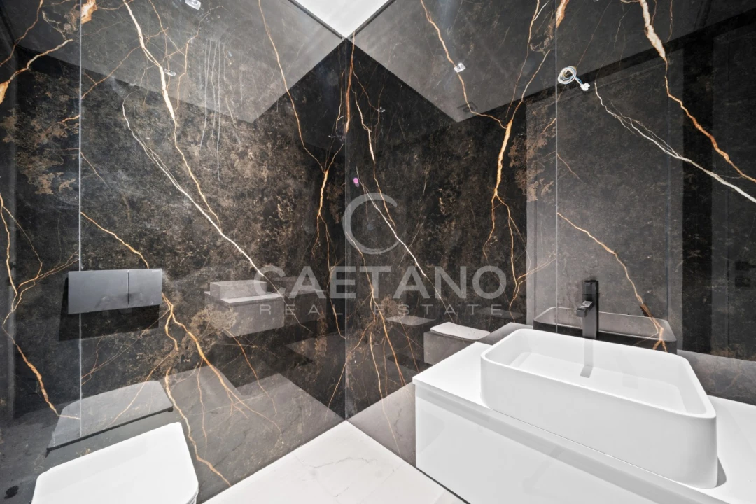 Moradia T3 para Venda em Canhas Foto 19