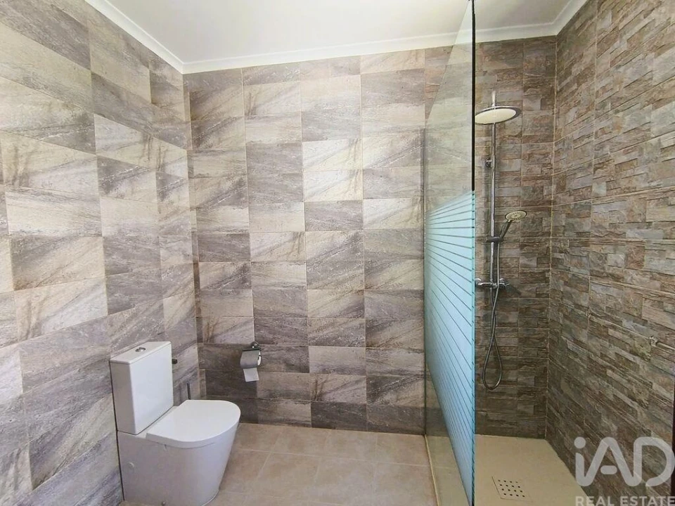 Moradia T4 para Venda em Vimeiro Foto 22