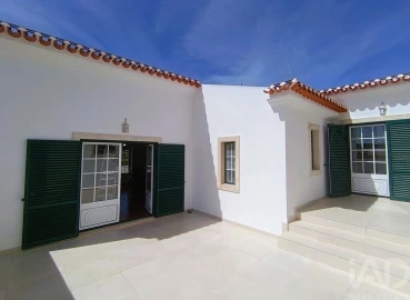 Moradia T4 para Venda em Vimeiro
