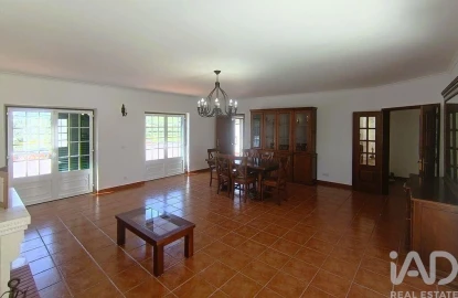 Moradia T4 para Venda em Vimeiro