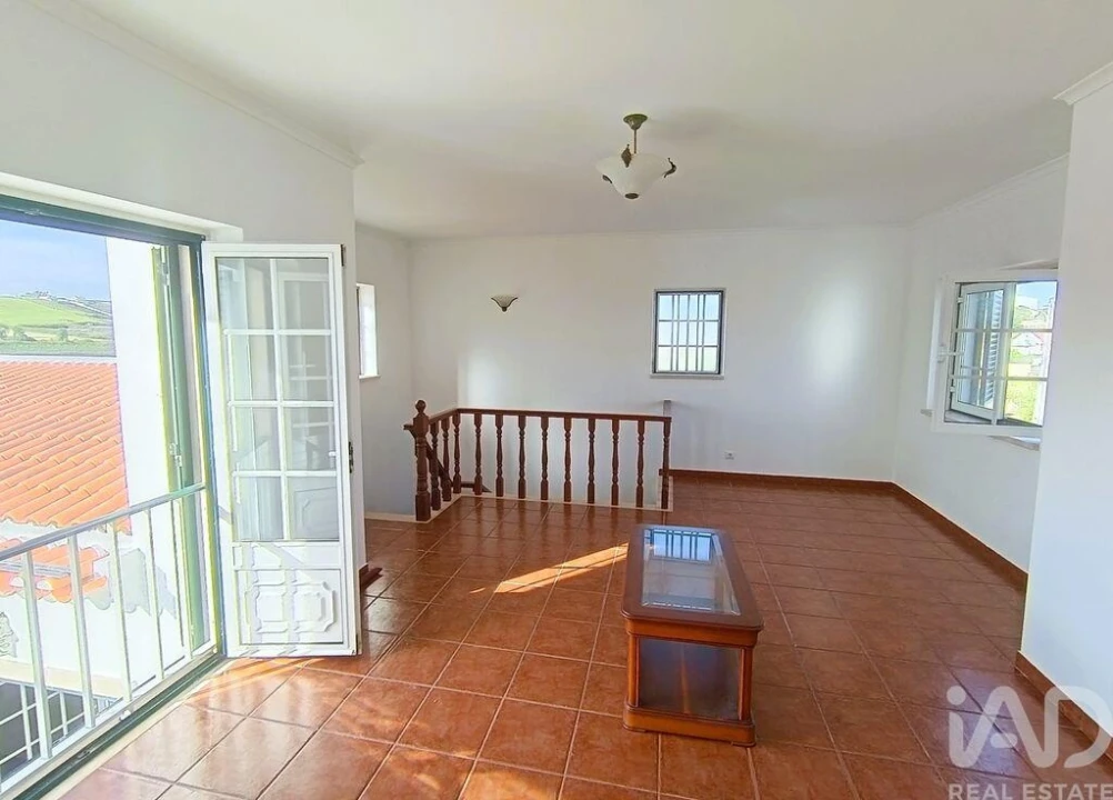 Moradia T4 para Venda em Vimeiro Foto 30