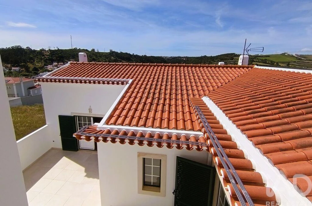 Moradia T4 para Venda em Vimeiro Foto 32