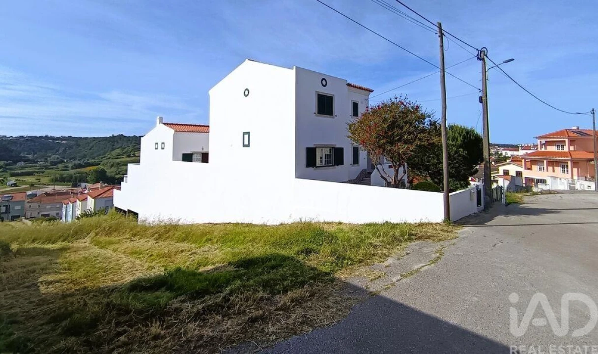 Moradia T4 para Venda em Vimeiro Foto 37