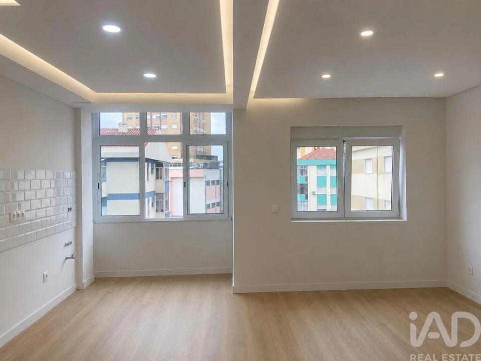 Apartamento T2 para Venda em Amora Foto 1