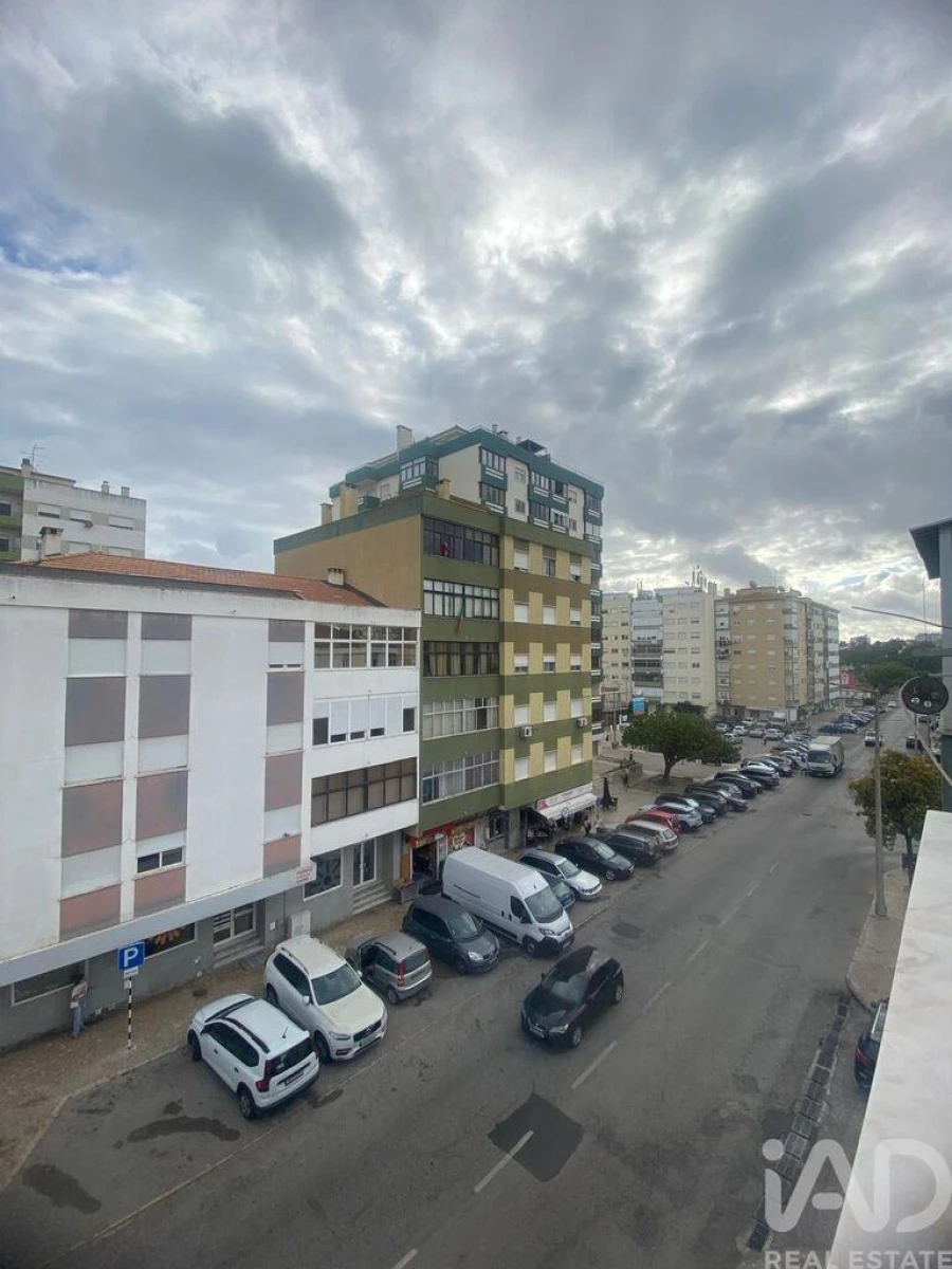 Apartamento T2 para Venda em Amora Foto 26