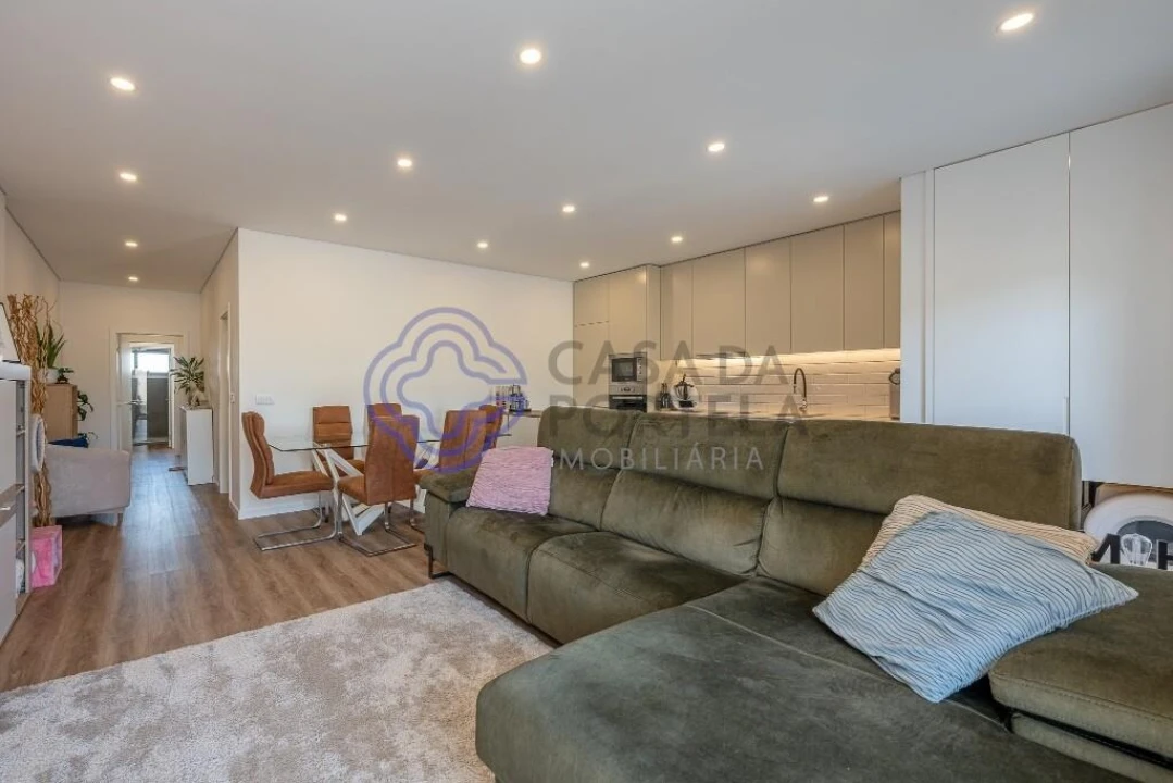 Apartamento T2 para Venda em Foz do Sousa e Covelo Foto 16