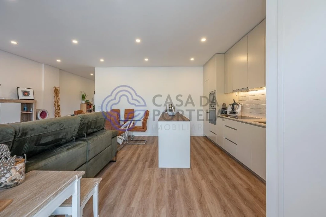 Apartamento T2 para Venda em Foz do Sousa e Covelo Foto 13