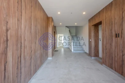 Apartamento T2 para Venda em Foz do Sousa e Covelo