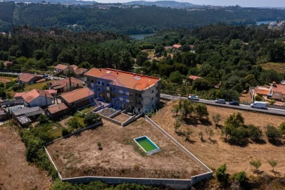 Apartamento T2 para Venda em Foz do Sousa e Covelo