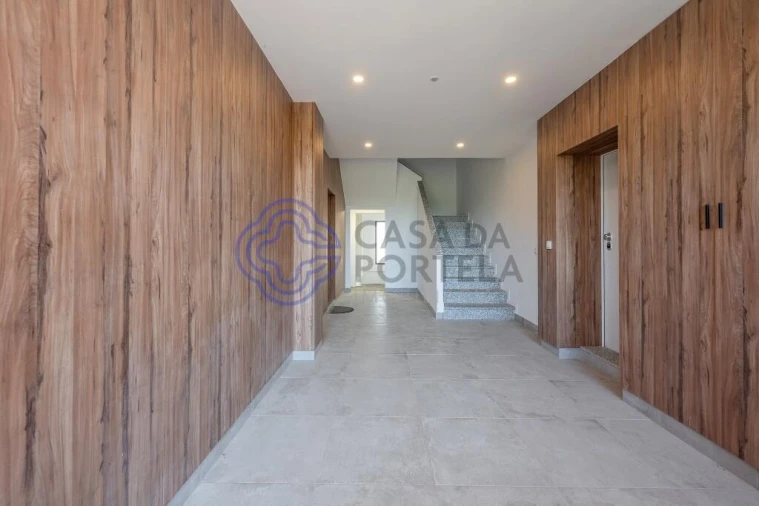 Apartamento T2 para Venda em Foz do Sousa e Covelo Foto 5