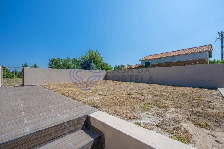 Apartamento T2 para Venda em Foz do Sousa e Covelo Foto 24