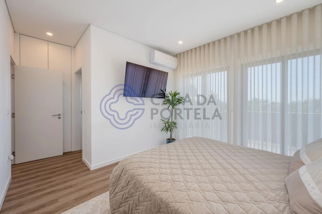 Apartamento T2 para Venda em Foz do Sousa e Covelo Foto 36