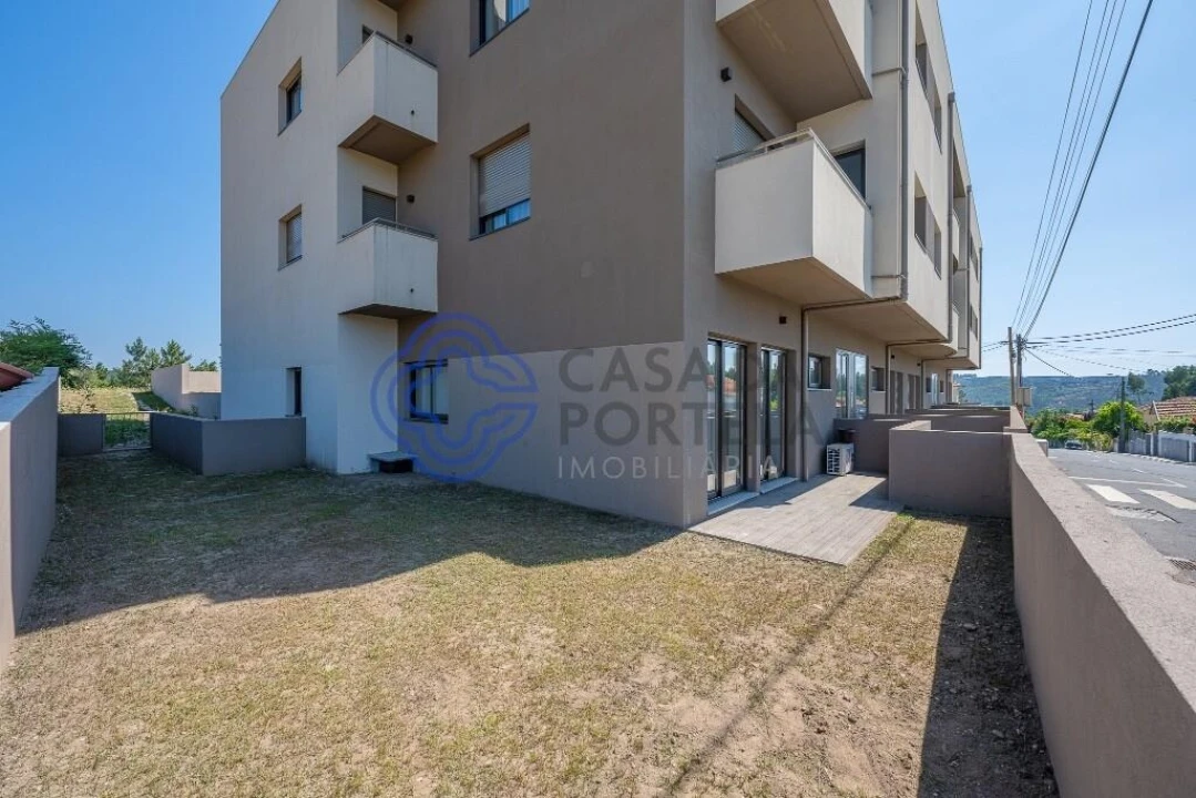 Apartamento T2 para Venda em Foz do Sousa e Covelo Foto 40