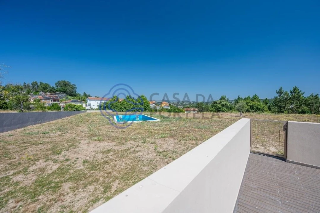 Apartamento T2 para Venda em Foz do Sousa e Covelo Foto 25