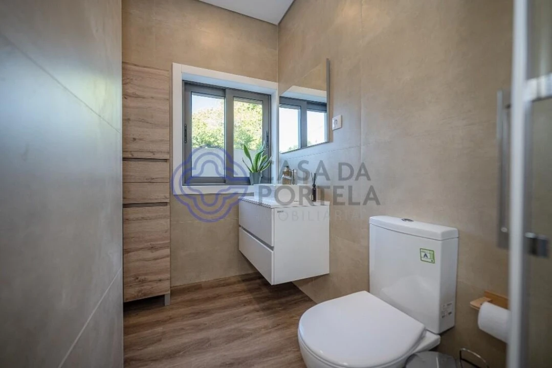 Apartamento T2 para Venda em Foz do Sousa e Covelo Foto 32