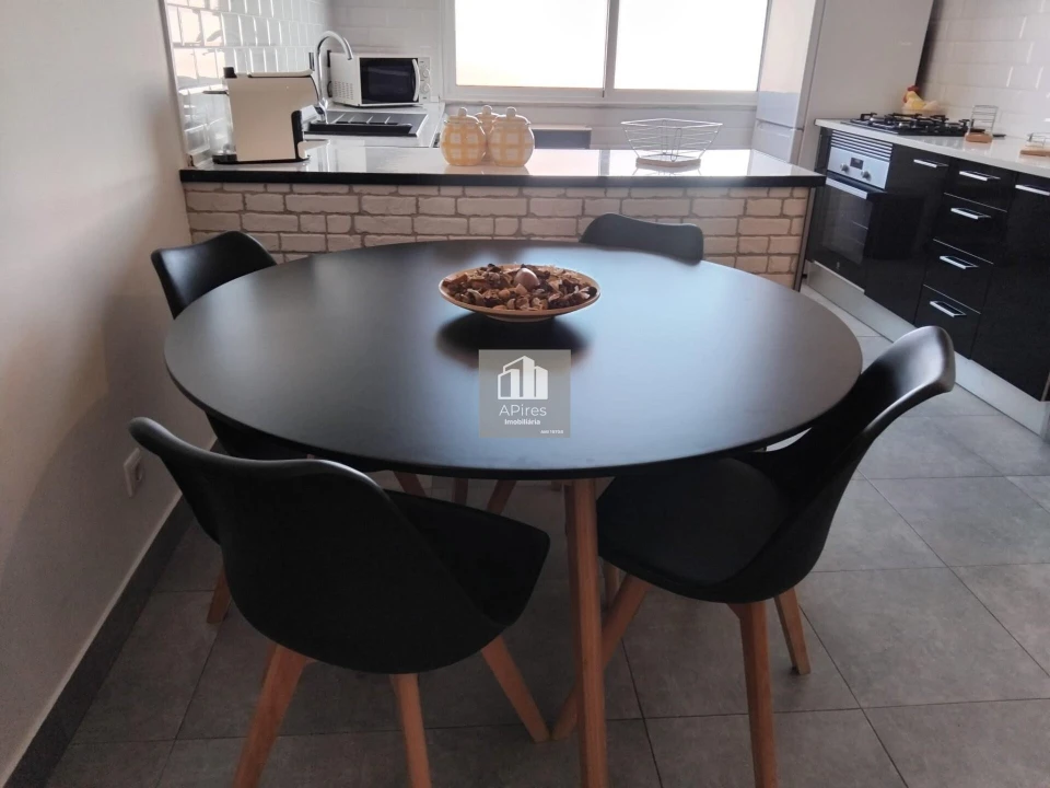 Apartamento T2 para Venda em Costa da Caparica Foto 5