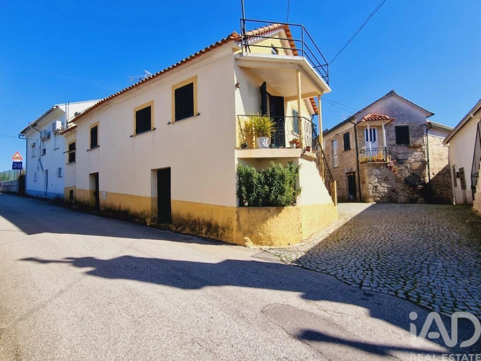 Moradia T2 para Venda em Currelos, Papízios e Sobral Foto 2