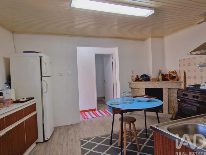 Moradia T2 para Venda em Currelos, Papízios e Sobral Foto 8