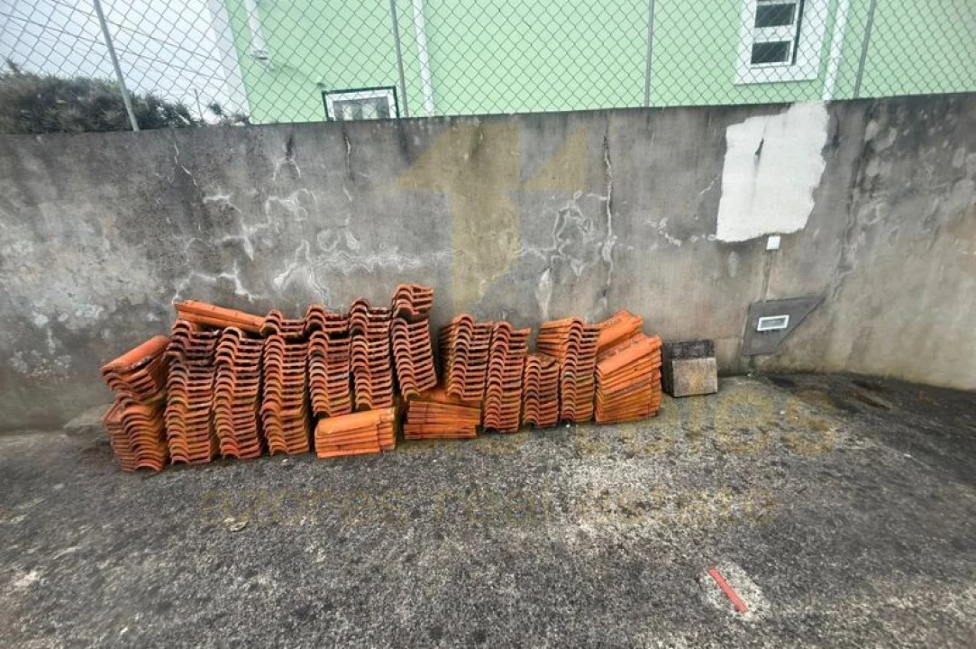 Moradia T4 para Venda em Posto Santo Foto 29