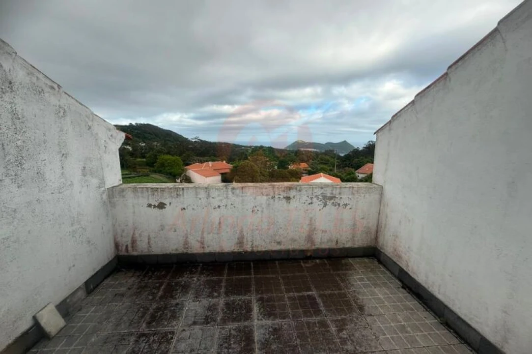 Moradia T4 para Venda em Posto Santo Foto 21