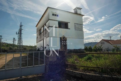 Armazém para Venda em Belmonte e Colmeal da Torre