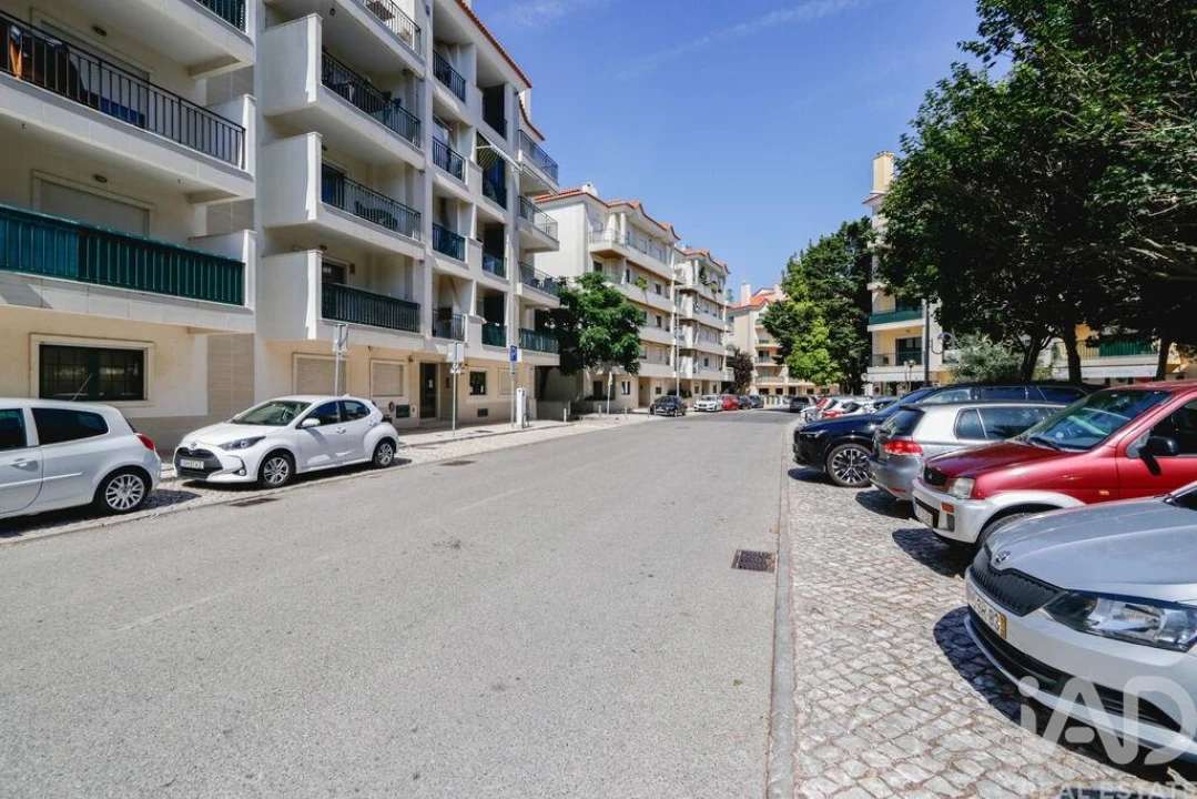 Apartamento T2 para Arrendamento em Carcavelos e Parede Foto 23
