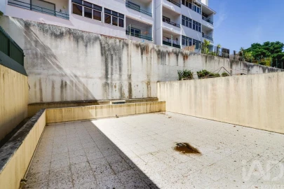 Apartamento T2 para Arrendamento em Carcavelos e Parede