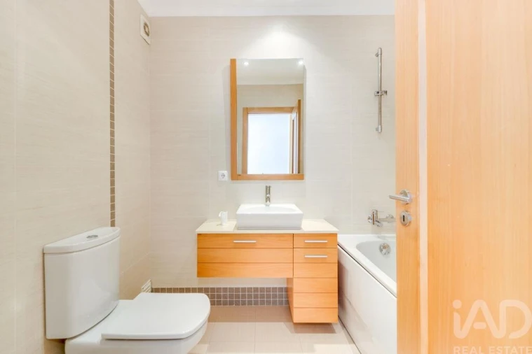 Apartamento T2 para Arrendamento em Carcavelos e Parede Foto 11
