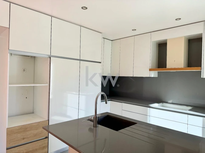 Moradia T3 para Venda em São João das Lampas e Terrugem Foto 7