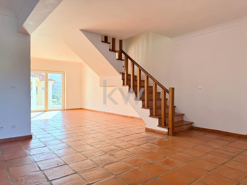 Moradia T3 para Venda em São João das Lampas e Terrugem Foto 1