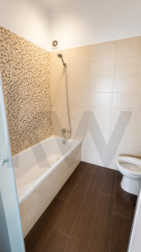Apartamento T3 para Arrendamento em Areeiro