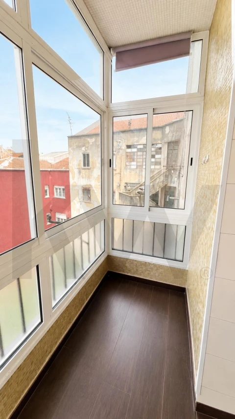 Apartamento T3 para Arrendamento em Areeiro