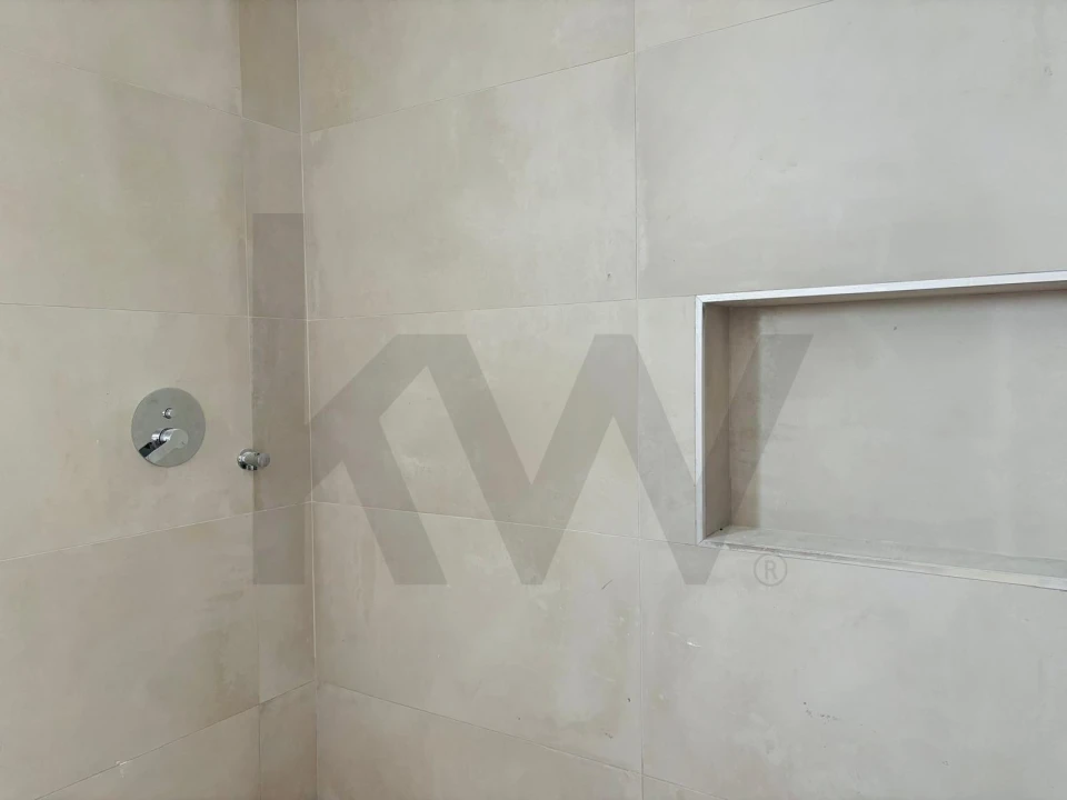 Apartamento T2 para Venda em Corroios Foto 35