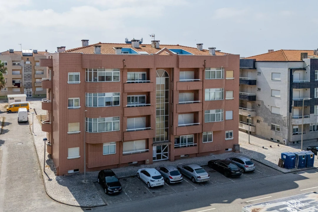 Apartamento T3 para Venda em Ovar, São João, Arada e São Vicente de Pereira Jusã Foto 1